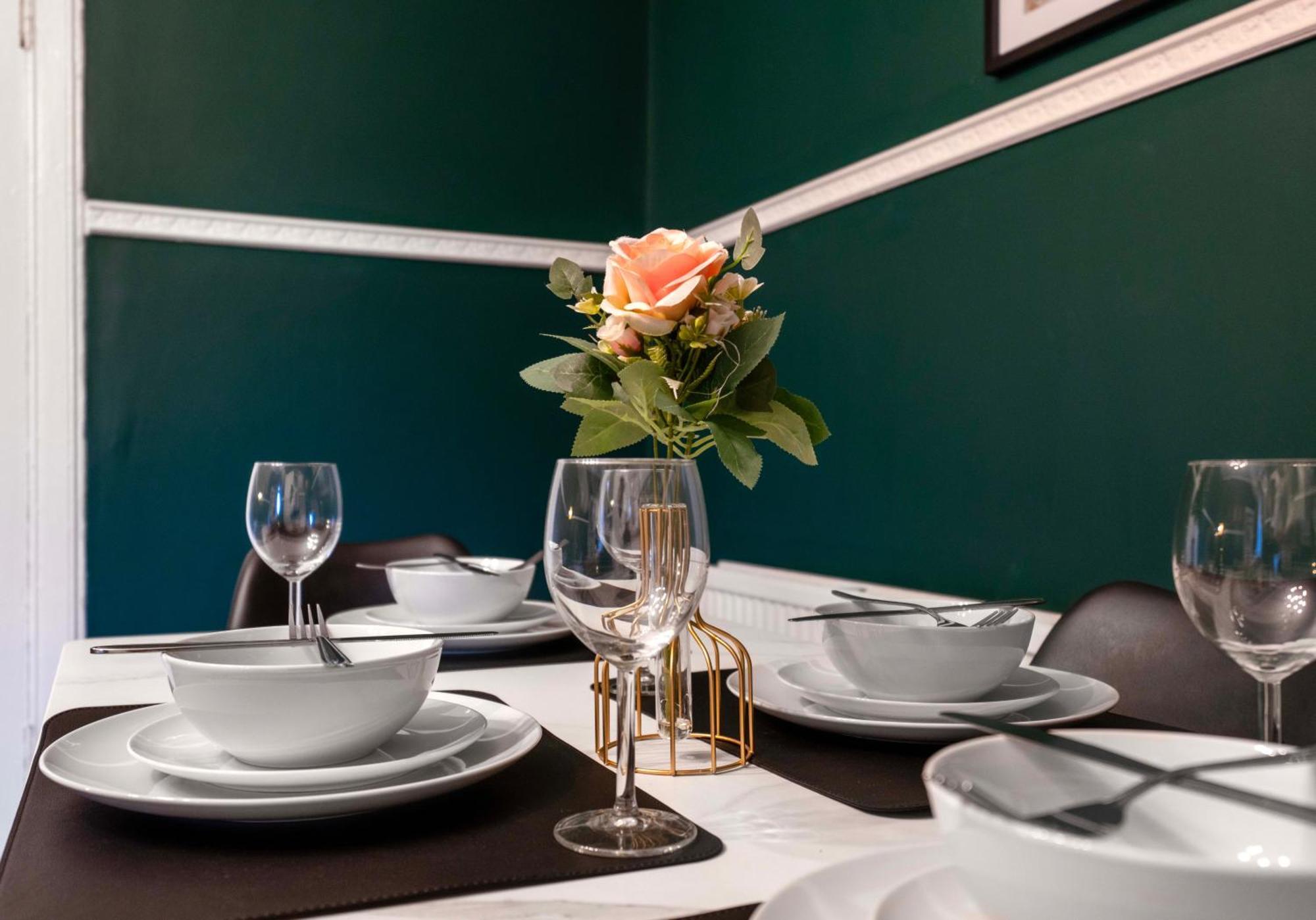 Alexander Apartment By Klass Living Coatbridge Buitenkant foto